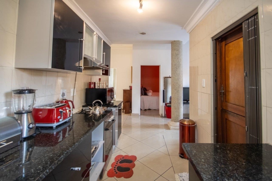 5 Bedroom Property for Sale in Birdwood Estate North West